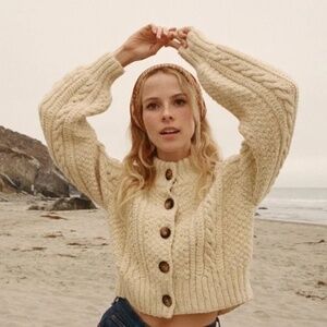 Doen Cardiff Cardigan sweater in size S